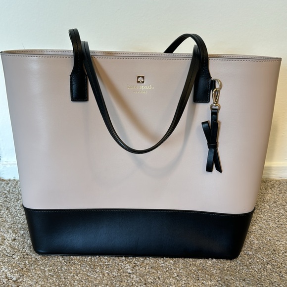Kate Spade Tote - Picture 2 of 13